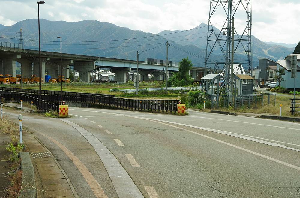 【山さ行がねが】ミニレポート第247回 新潟県道451号石打停車場塩沢線の「変な交差点」